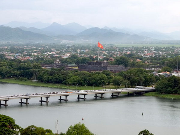 Chất lượng nước sông Hương: Hàm lượng sắt vượt mức cho phép