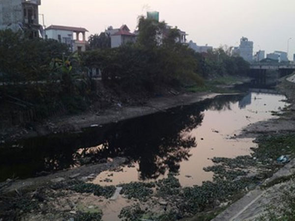 Sông chết bao vây Hà Nội